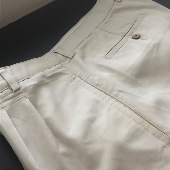 Men Bungalow Brand - Picture 7 of 7